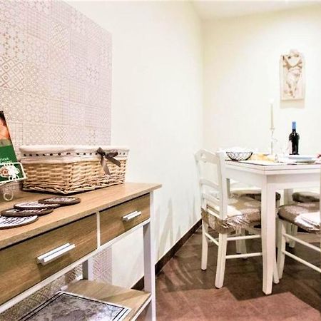 Charming Suite Cavour Heart Of ฟลอเรนซ์ ภายนอก รูปภาพ