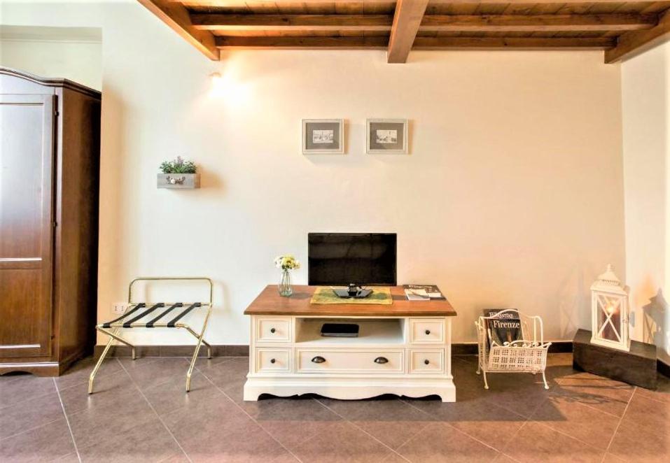Charming Suite Cavour Heart Of ฟลอเรนซ์ ภายนอก รูปภาพ
