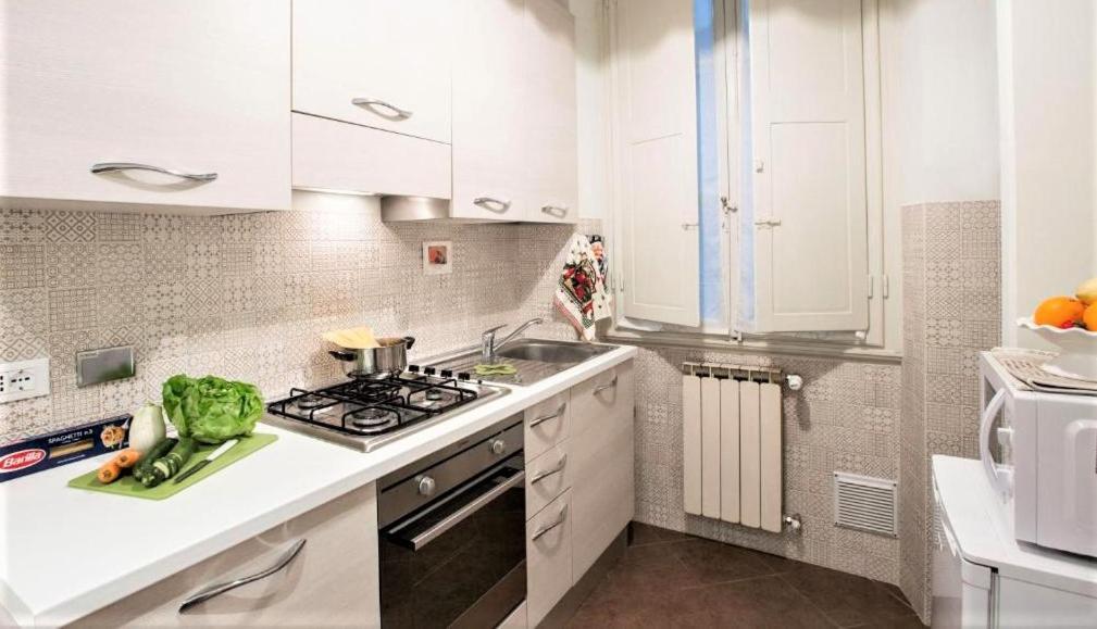 Charming Suite Cavour Heart Of ฟลอเรนซ์ ภายนอก รูปภาพ