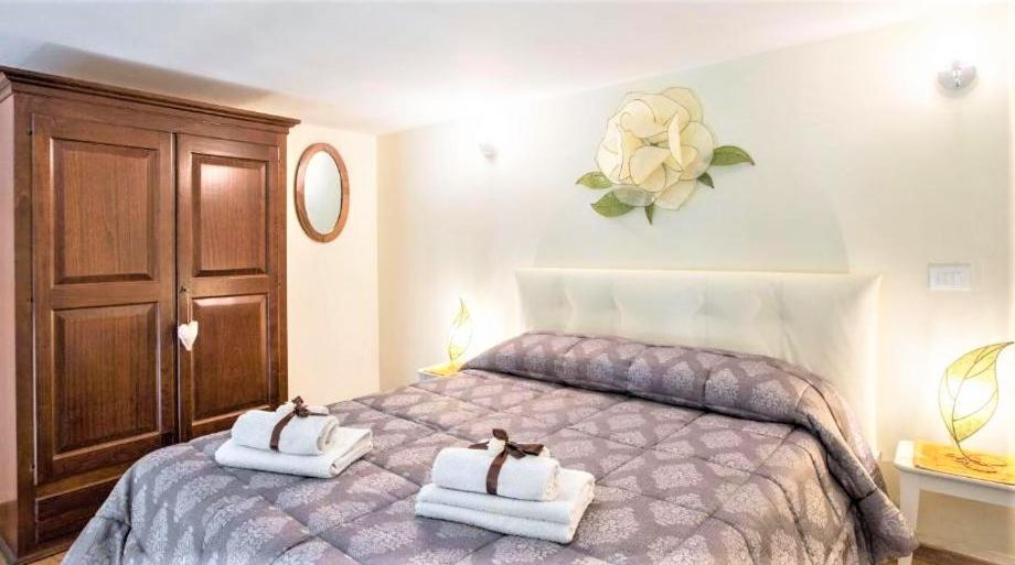 Charming Suite Cavour Heart Of ฟลอเรนซ์ ภายนอก รูปภาพ
