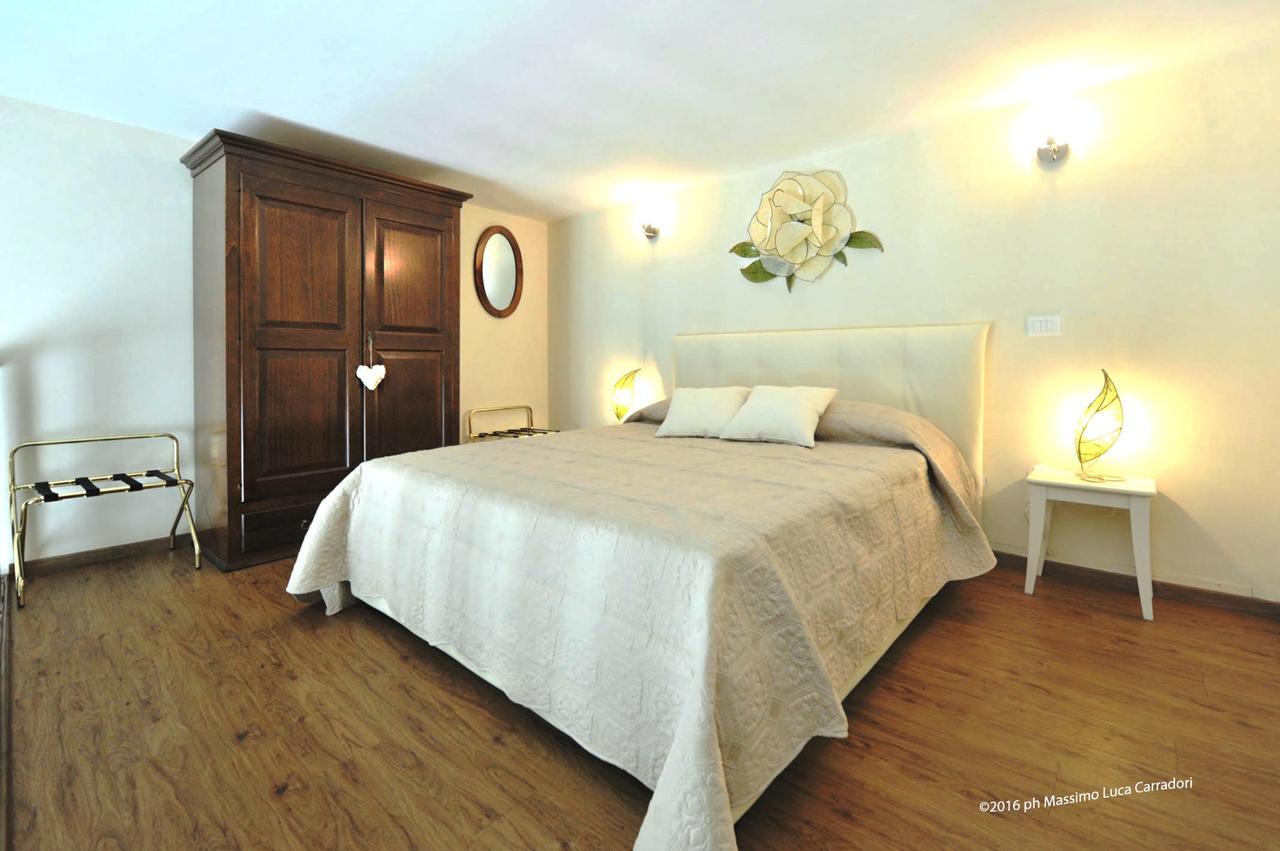 Charming Suite Cavour Heart Of ฟลอเรนซ์ ภายนอก รูปภาพ