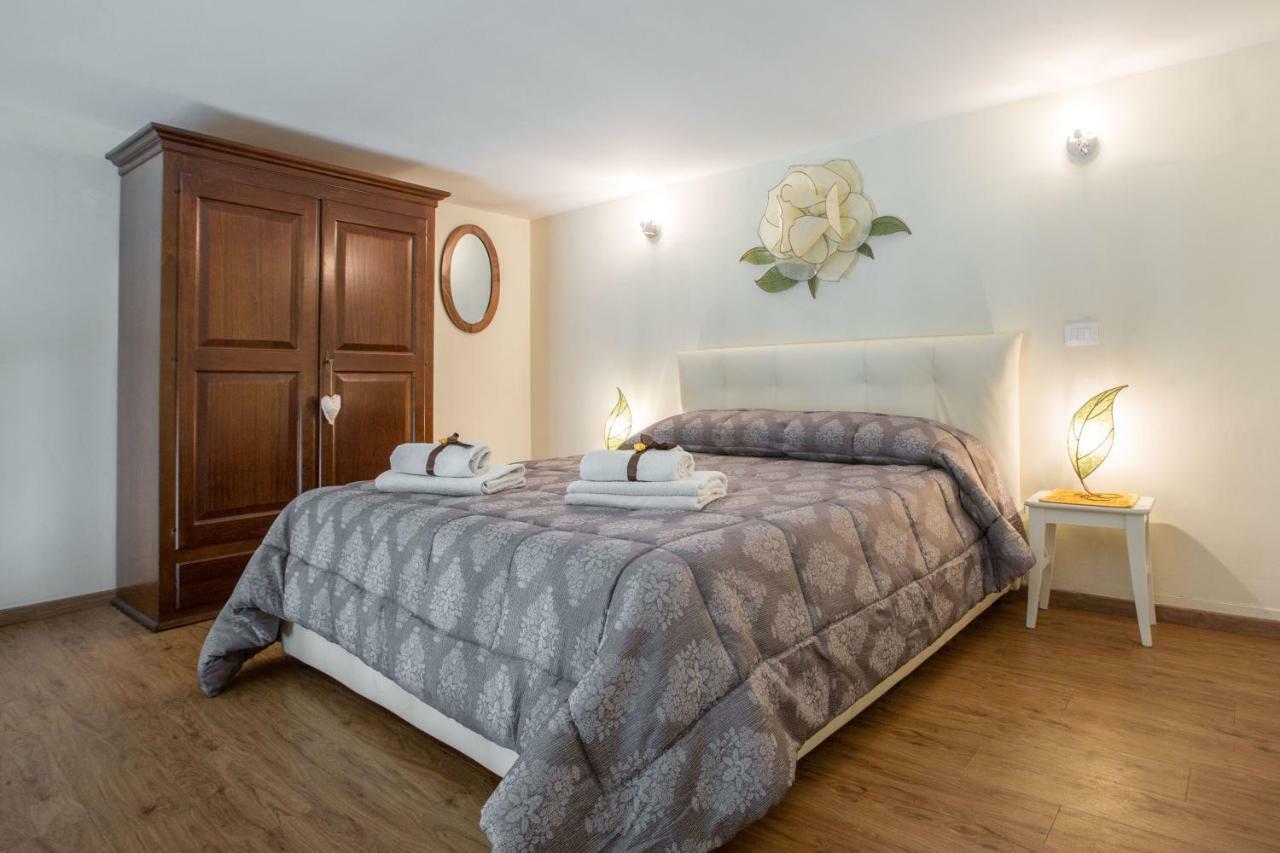 Charming Suite Cavour Heart Of ฟลอเรนซ์ ภายนอก รูปภาพ