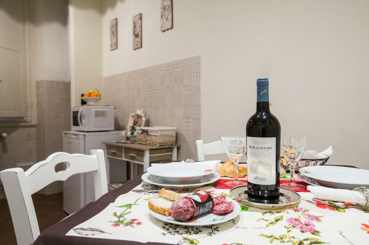 Charming Suite Cavour Heart Of ฟลอเรนซ์ ภายนอก รูปภาพ